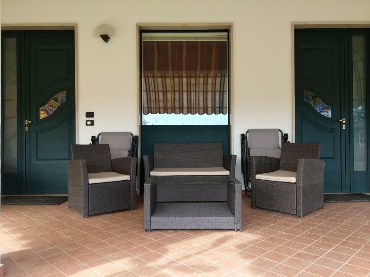 Casa Silvia Apartment Padenghe sul Garda Exterior foto